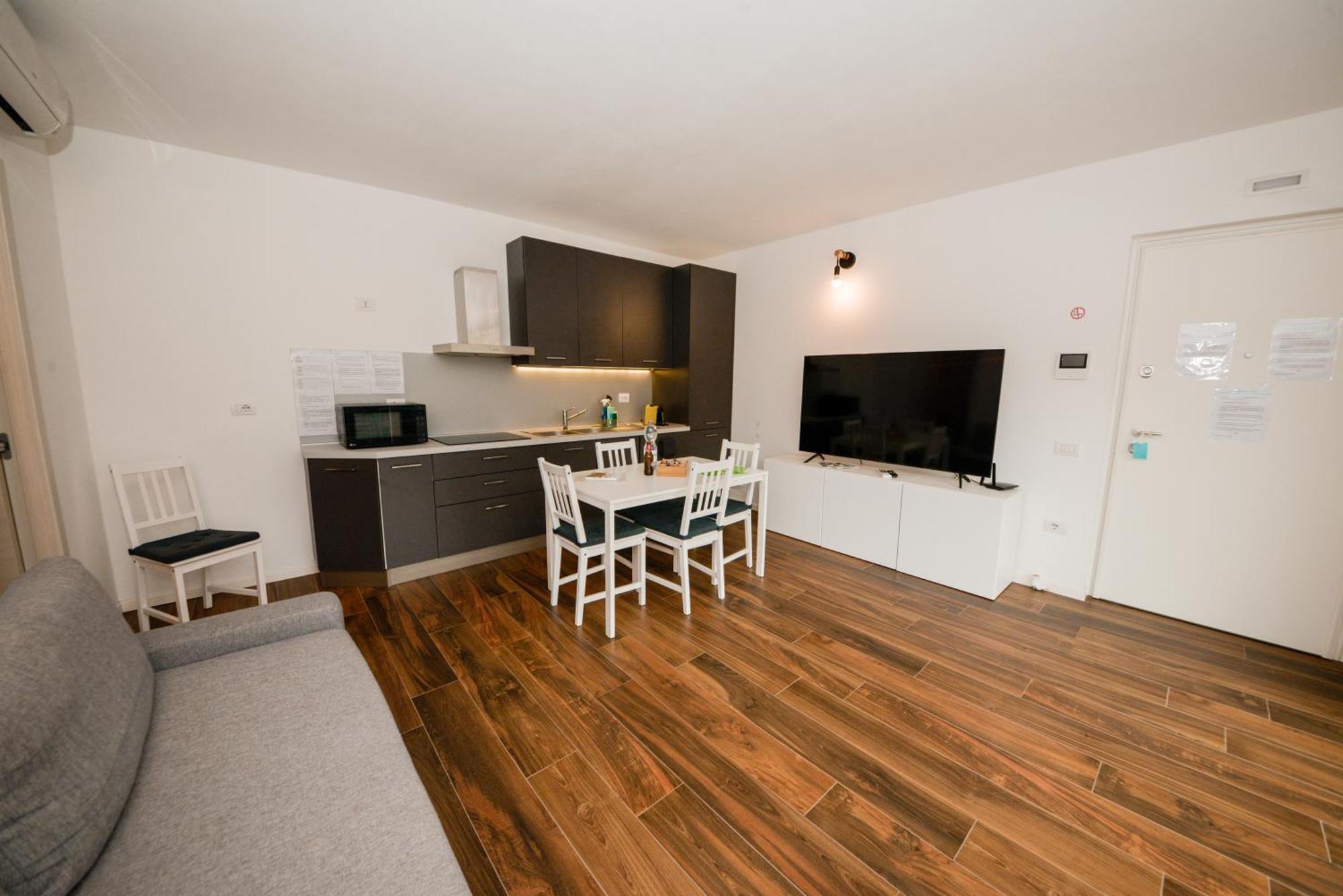 Garda Family & Solarium Apartment Riva del Garda Exterior photo