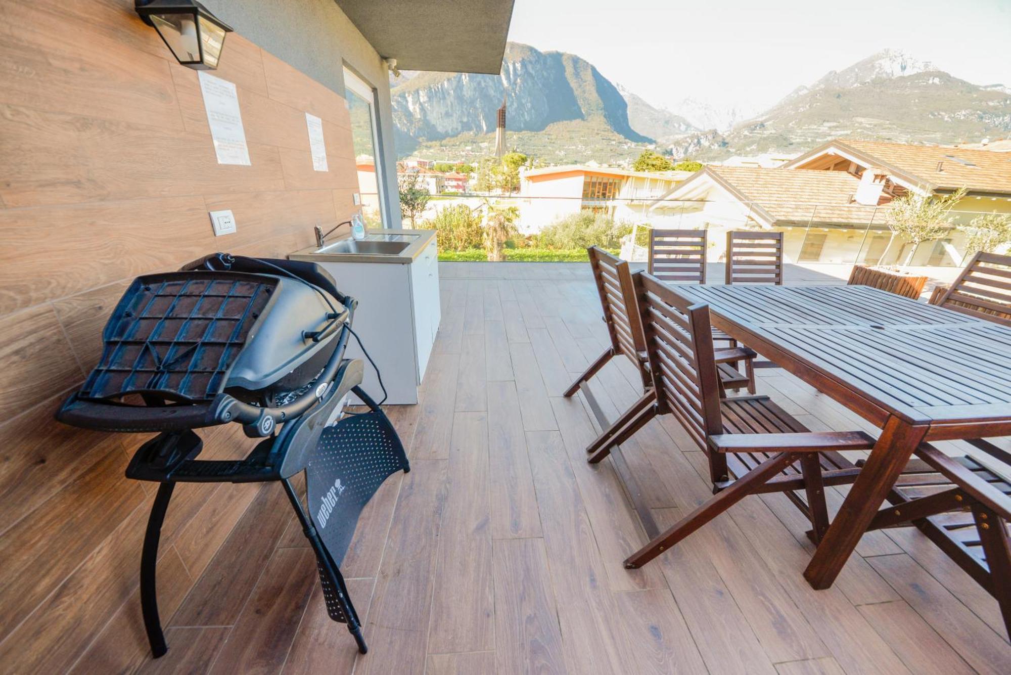 Garda Family & Solarium Apartment Riva del Garda Exterior photo