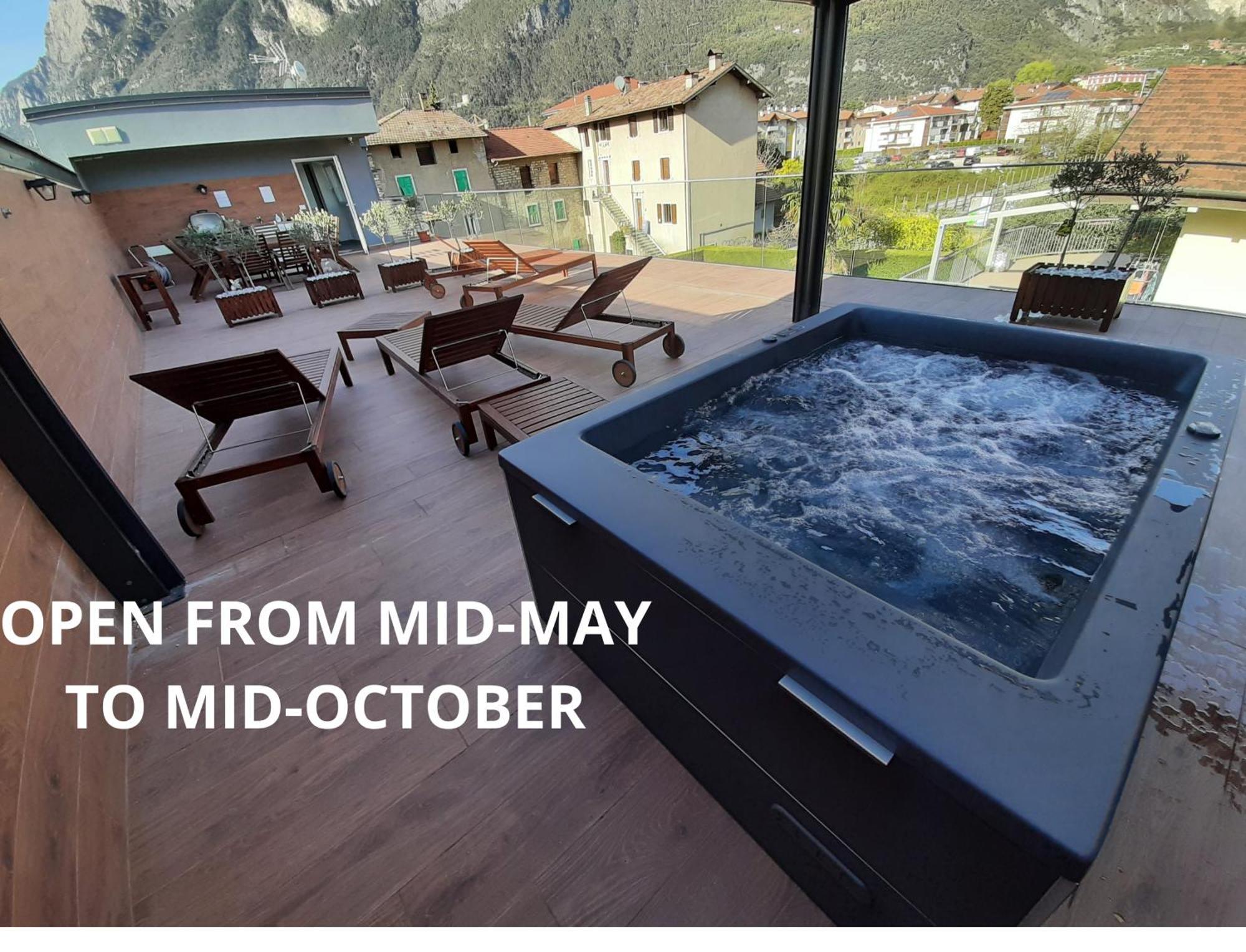 Garda Family & Solarium Apartment Riva del Garda Exterior photo